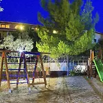 Negroponte Курортный комплекс