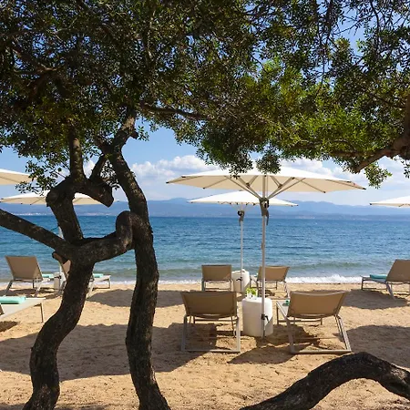 Negroponte Resort