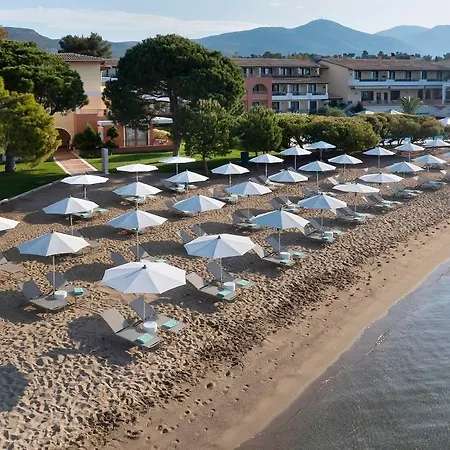 Negroponte Resort