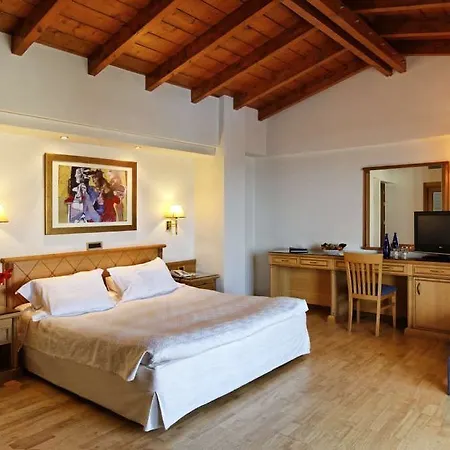 Negroponte 5*
